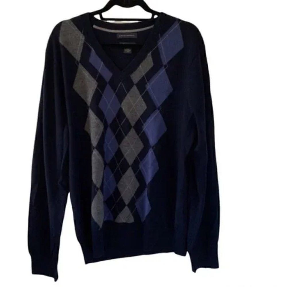 Banana Republic Men’s Fine Merino Wool VNeck Sweater size L